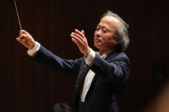 札響音楽監督 尾高忠明 ©Photo by 浦野 俊之
